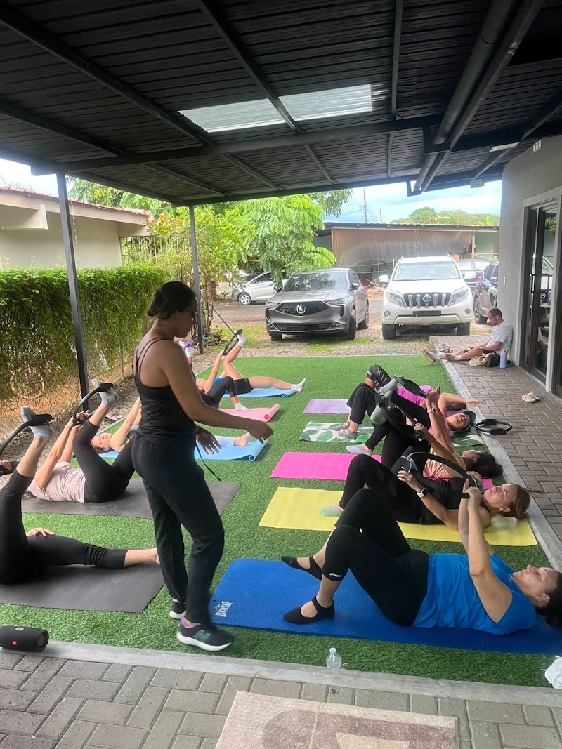 Pilates7 CHITRÉ