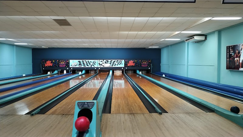 Clayton Bowling