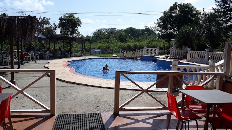 Piscina YOI
