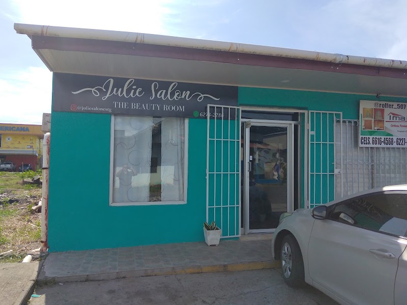 Julie Salon "THE Beauty Room" salón de belleza completo y especialista en uñas acrílicas